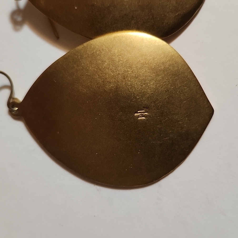 Ralph Lauren. Hammer Pattern Dangle. Leaf Shape E… - image 4